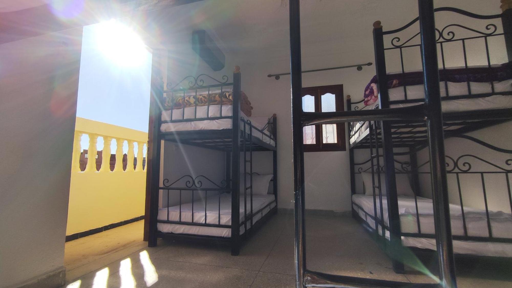 Warzazat Hostel Exteriér fotografie