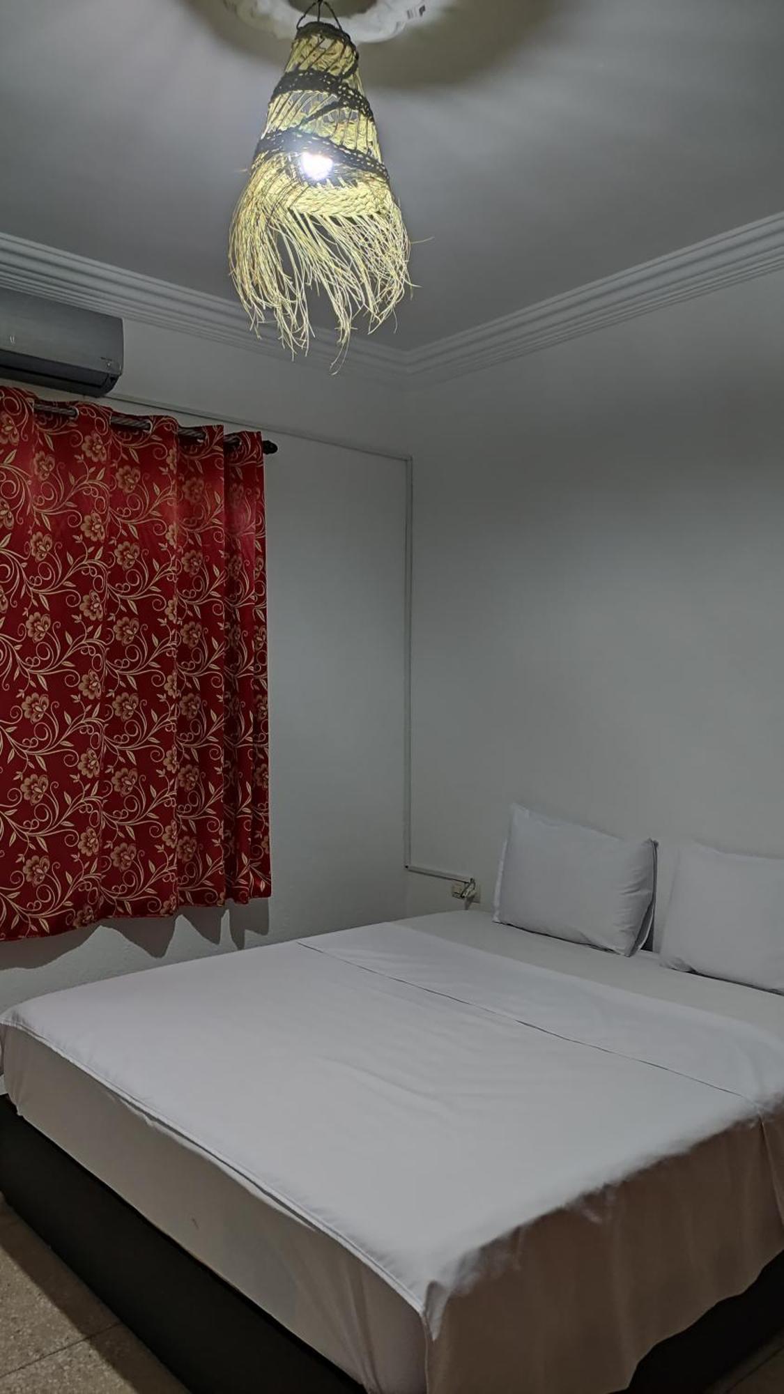 Warzazat Hostel Exteriér fotografie