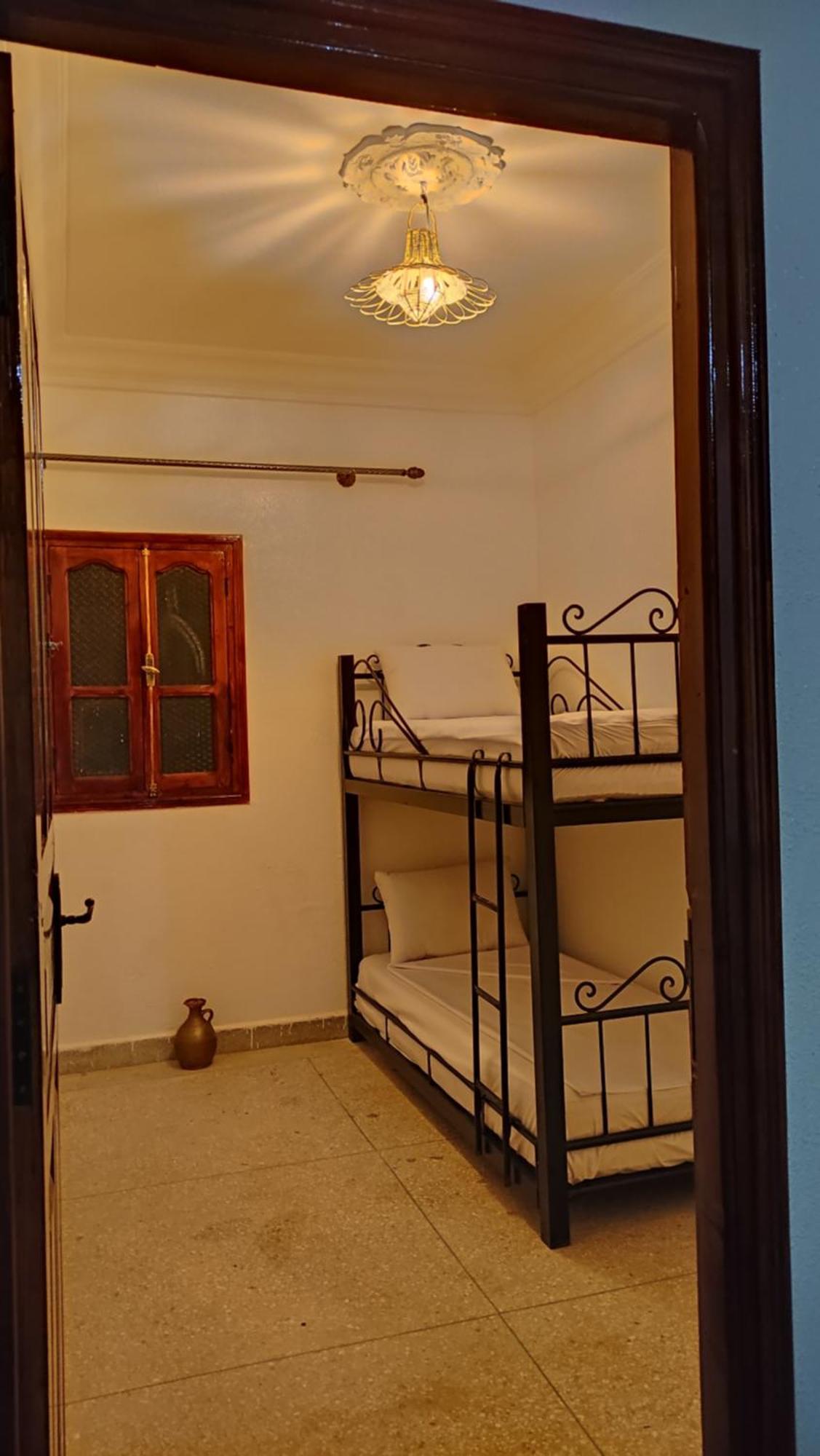 Warzazat Hostel Exteriér fotografie